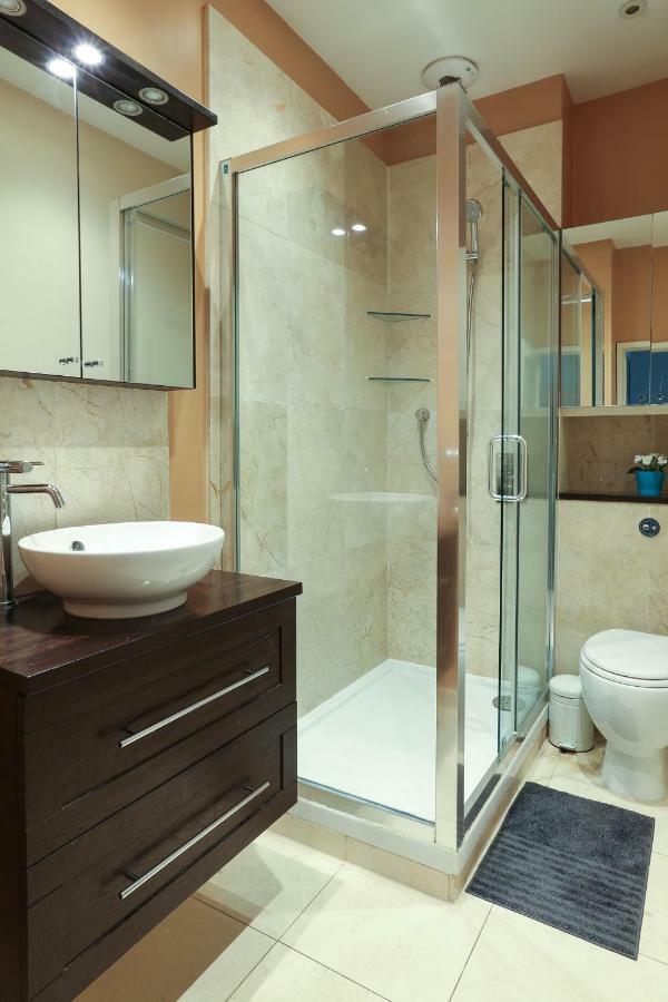 Modern Flat Near Central London Apartment London